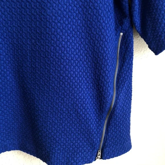 Anthropologie Postmark blue side-zip top - Picture 3 of 7